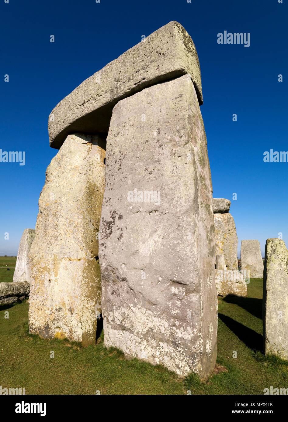 Stonehenge trilithon, Wiltshire. Artista: Storico Inghilterra fotografo personale. Foto Stock