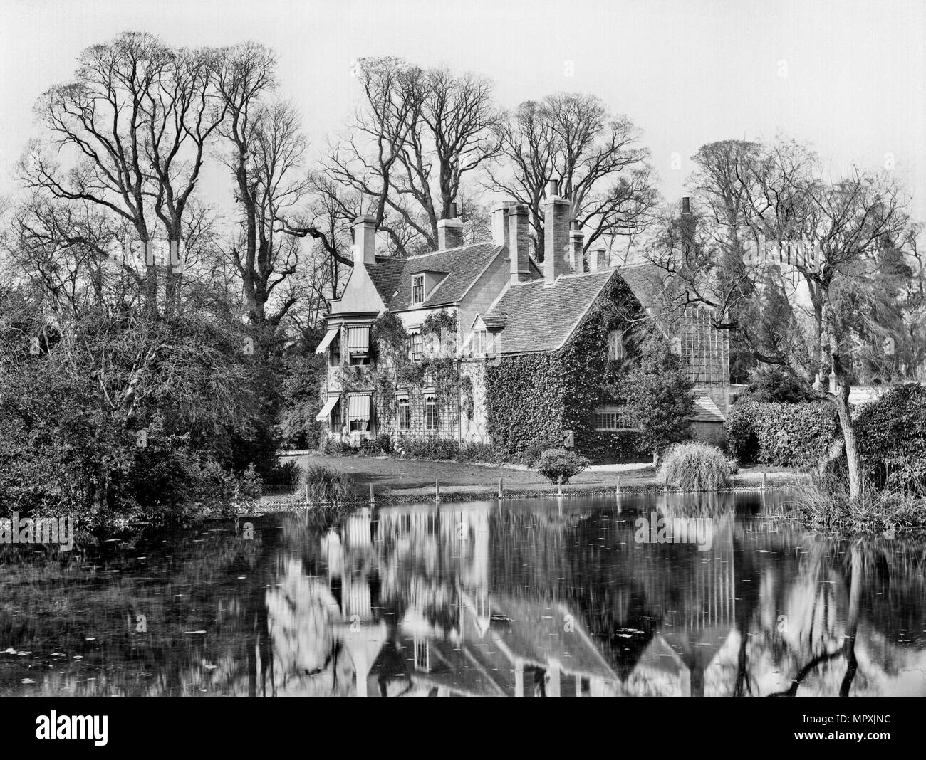 Mongewell Canonica, Oxfordshire, 1900. Artista: Henry oggetto di scherno. Foto Stock