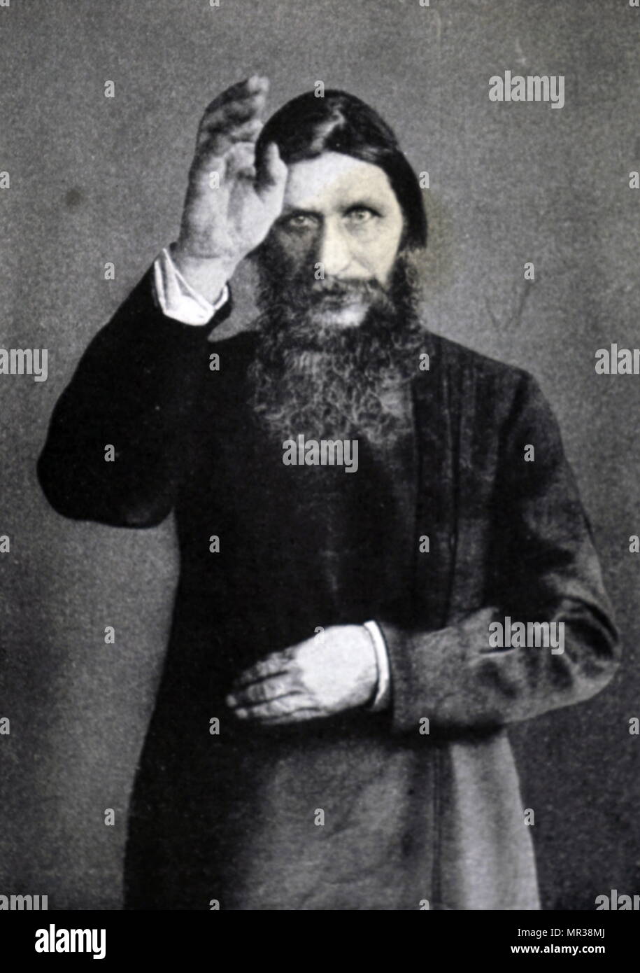 Ritratto fotografico di Grigori Rasputin (1869-1916) un russo mistica e auto-proclamato santo uomo che befriended la famiglia dello Zar Nicola II e guadagnato una considerevole influenza nel tardo impero russo. In data xx secolo Foto Stock