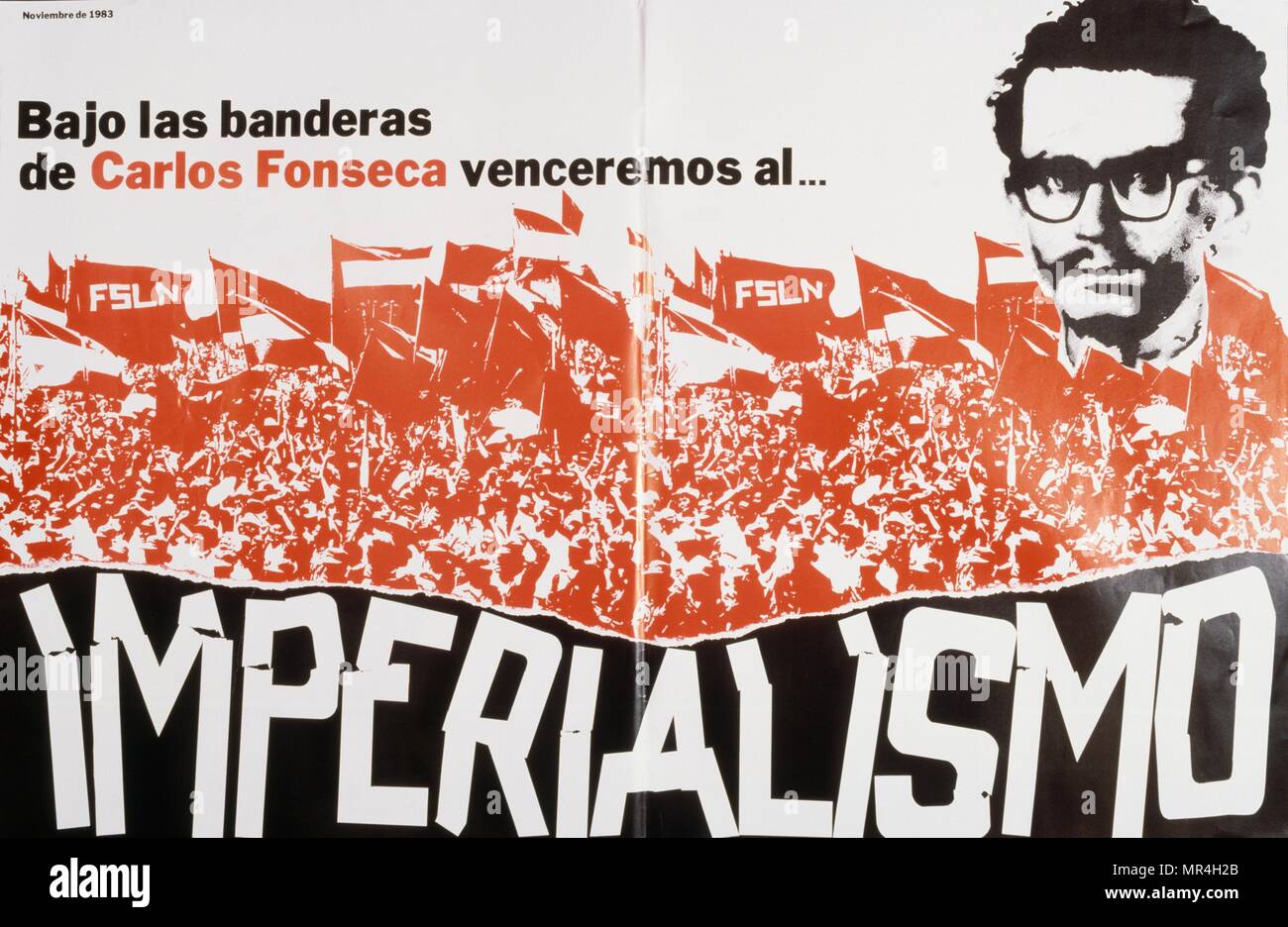 Sandinista di Liberazione Nazionale (FSLN) poster di propaganda in Nicaragua. Il partito è stato chiamato dopo Cesare Augusto Sandino, che ha guidato la resistenza nicaraguense contro gli Stati Uniti occupazione del Nicaragua nel 1930s. Il FSLN rovesciò Anastasio Somoza nel 1979, terminando la dinastia Somoza e istituito un governo rivoluzionario al suo posto. A seguito della loro conquista del potere, i sandinisti governato il Nicaragua dal 1979 al 1990, prima come parte di una Giunta di ricostruzione nazionale. Foto Stock