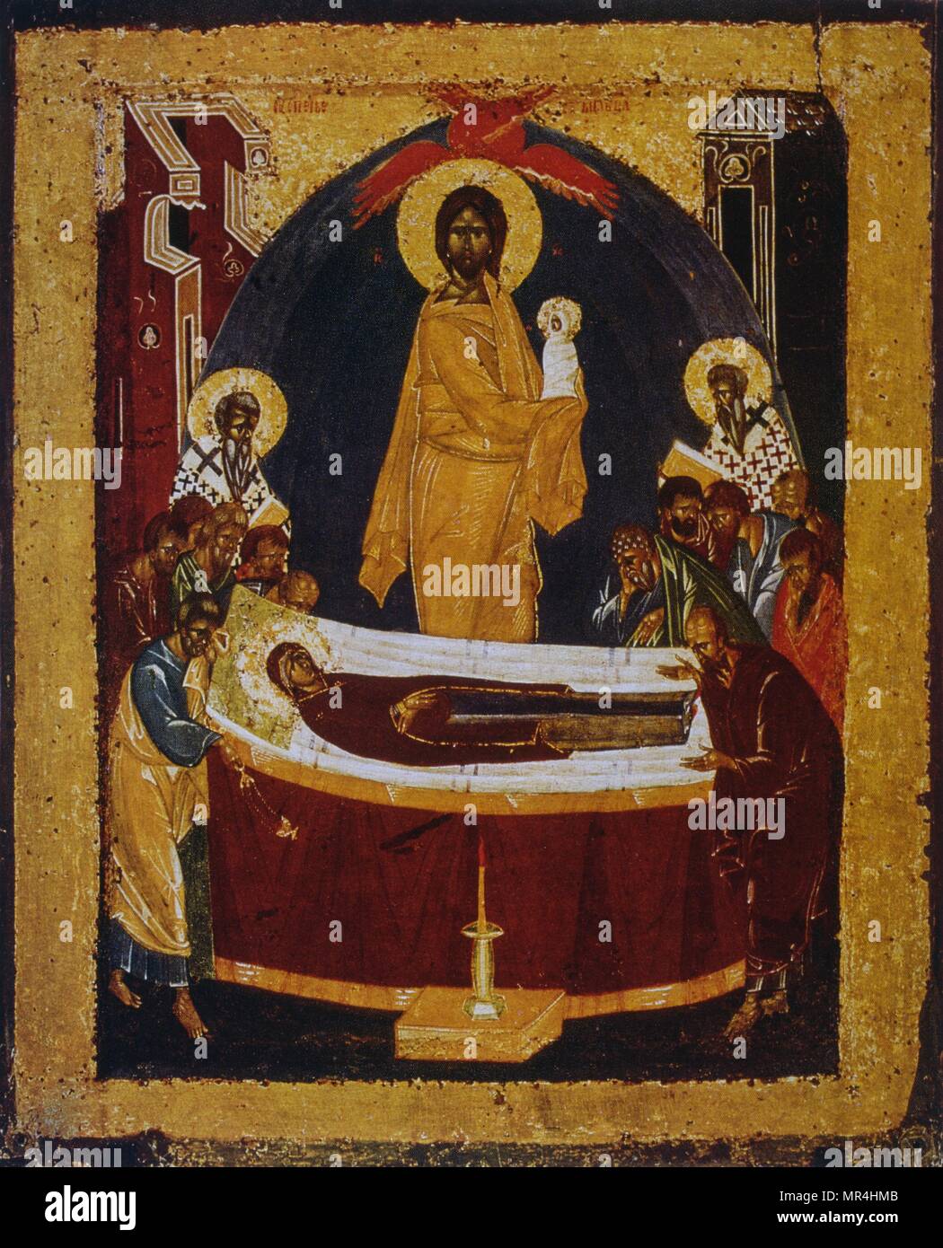 Il XIV secolo chiesa russo-ortodossa icona che mostra la morte della Vergine Maria. Gesù guarda su come la Vergine è prevista sul suo letto di morte. Foto Stock