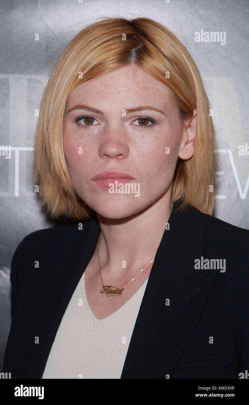 Clea Duvall arrivando alla nuova potenza giocatori sotto 35 pranzo al Four Seasons Hotel di Los Angeles. Il 29 maggio 2002. DuvallClea15 Red Carpet Event, verticale, STATI UNITI D'AMERICA, industria cinematografica, celebrità, fotografia, Bestof, arte cultura e intrattenimento, Topix celebrità moda / Verticale, meglio di, evento nella vita di Hollywood - California, moquette rossa e dietro le quinte, USA, industria cinematografica, celebrità, movie celebrità, personaggi televisivi, musica celebrità, fotografia, Bestof, arte cultura e intrattenimento, Topix, headshot, verticale, una persona, dall'anno , 2002, inchiesta tsuni@Gamma-USA.com Foto Stock