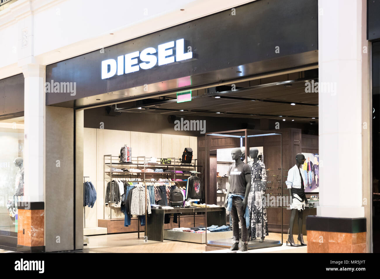 Philadelphia, Pennsylvania, 21 maggio 2018:Diesel anteriore dello store Foto Stock