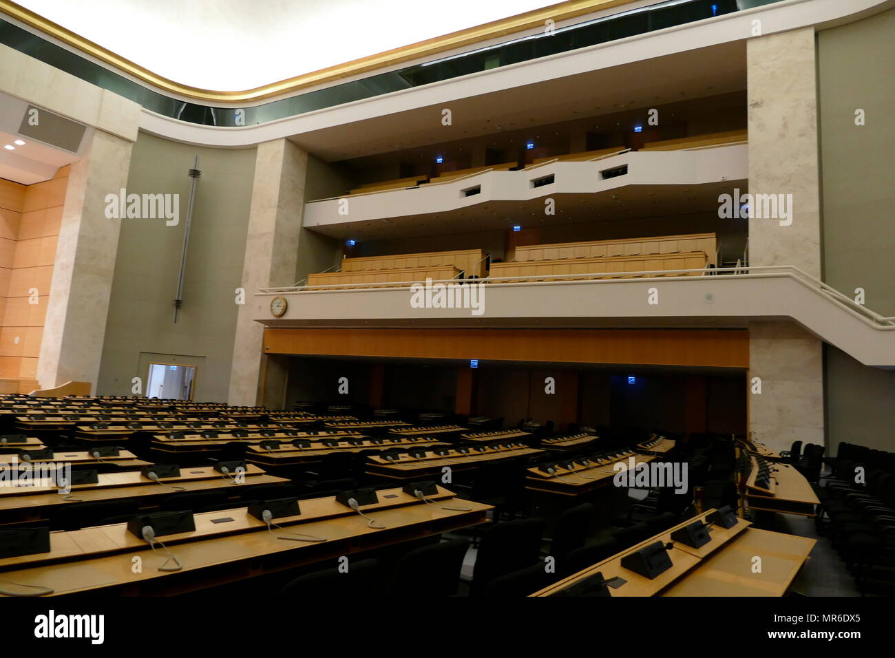 Assembly Hall presso la sede delle Nazioni Unite di Ginevra, Svizzera. L Ufficio delle Nazioni Unite a Ginevra (ONUG) è la seconda più grande delle quattro principali siti ufficio delle Nazioni Unite (seconda alla sede delle Nazioni Unite a New York City). Esso si trova nel Palais des Nations edificio costruito per la Lega delle Nazioni Foto Stock