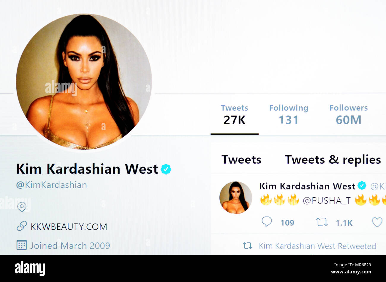 Kim Kardashian West pagina su Twitter (2018) Foto Stock