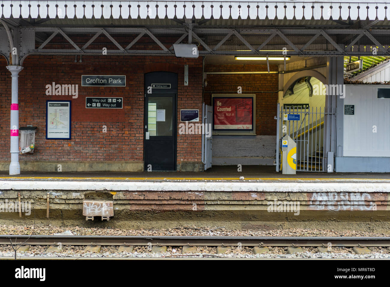 LONDON, Regno Unito - MAR 2018: Crofton Park stazione ferroviaria nel sud est di Londra Foto Stock