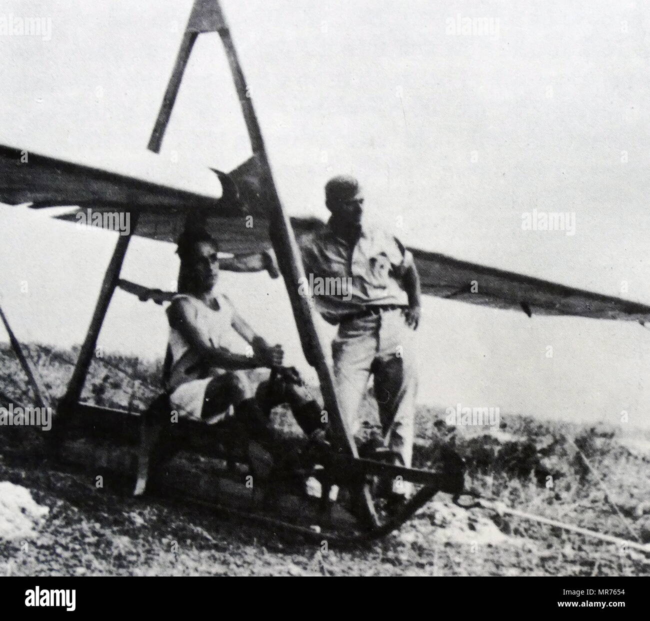 Aliante equipaggio del Palavir, l'Air Force per il Palmas (metropolitana ebraico in Palestina). Nel 1945, il Palavir è stato sviluppato come Palmach della divisione dell'aria. Il Palavir cadde sotto il comando del unofficial ebraica forza di difesa Haganah e fatto funzionare prima della creazione dello Stato di Israele. Il Palavir stesso dissimulata come un aero club chiamato Palestina Flying Club e ha continuato a treno fino al 1947. Nel 1948 la Palavir divenne la forza aerea israeliana. Foto Stock