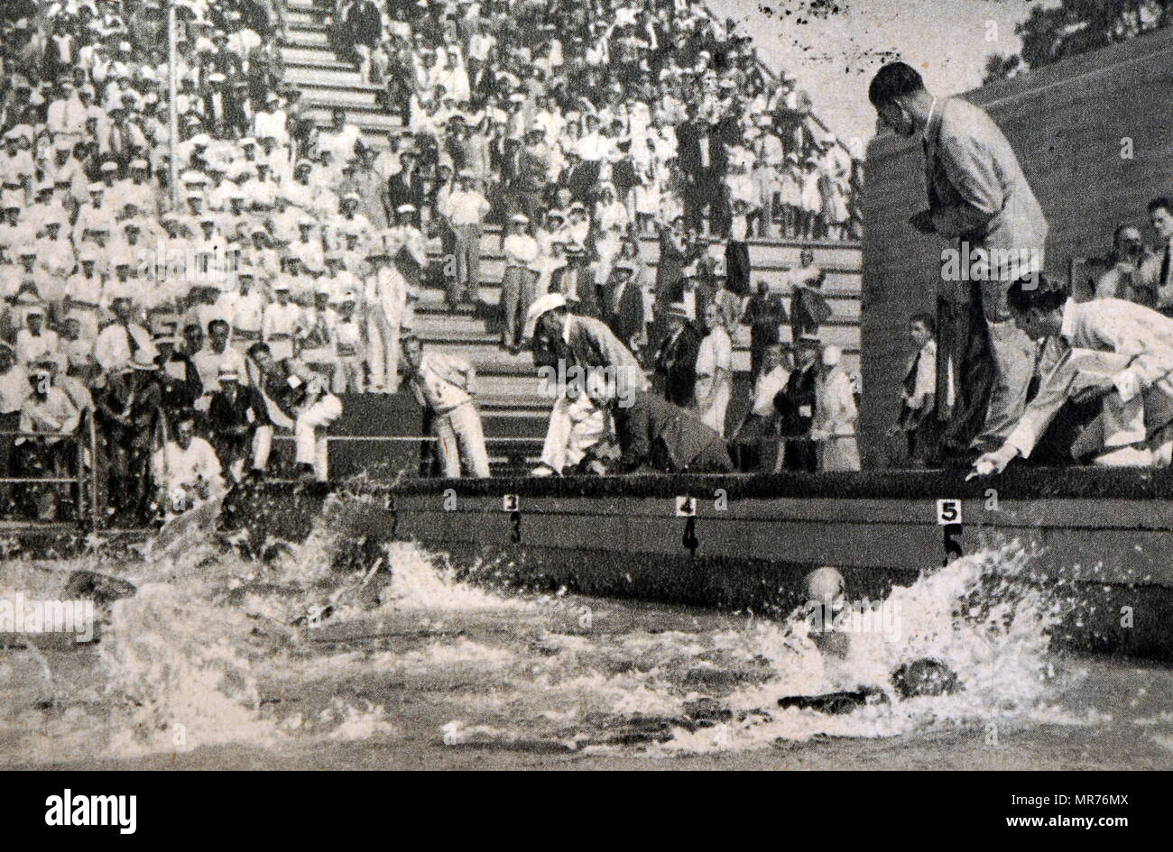 Fotografia di 100 metri di freestyle finale al 1932 giochi olimpici. Ha vinto da Yasuji Miyazaki (1916 - 1989) dal Giappone. Foto Stock