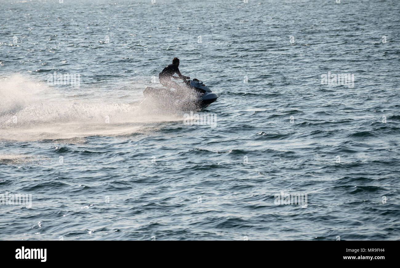 Jet ski o wave runner in oceano Ilfracombe Foto Stock