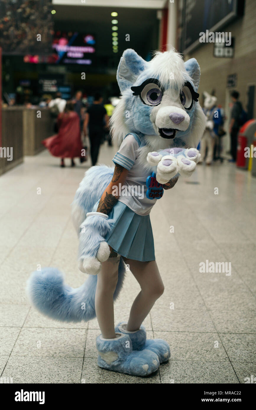 Londra, Regno Unito. 25 Maggio, 2018. Gli ospiti, partecipanti celebrità a MCM London Comic Con in estate, maggio 2018. I fan si sono riuniti per celebrare la cultura popolare con i colloqui, mostre, ingaggi e meetups. © Simone re/ Alamy Live News Foto Stock