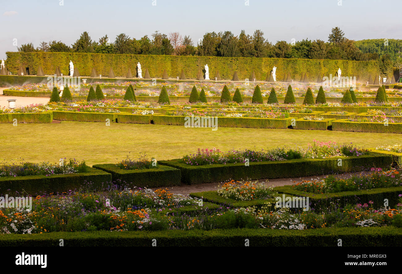 Giardino presso il Palazzo di Versailles, Francia. Foto Stock