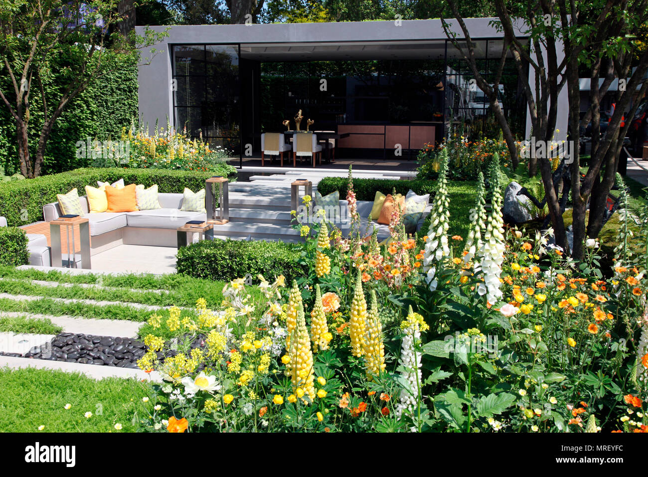 LG Eco città giardino da Hay-Joung Hwang, mostra giardino alla RHS Chelsea Flower Show 2018 Foto Stock