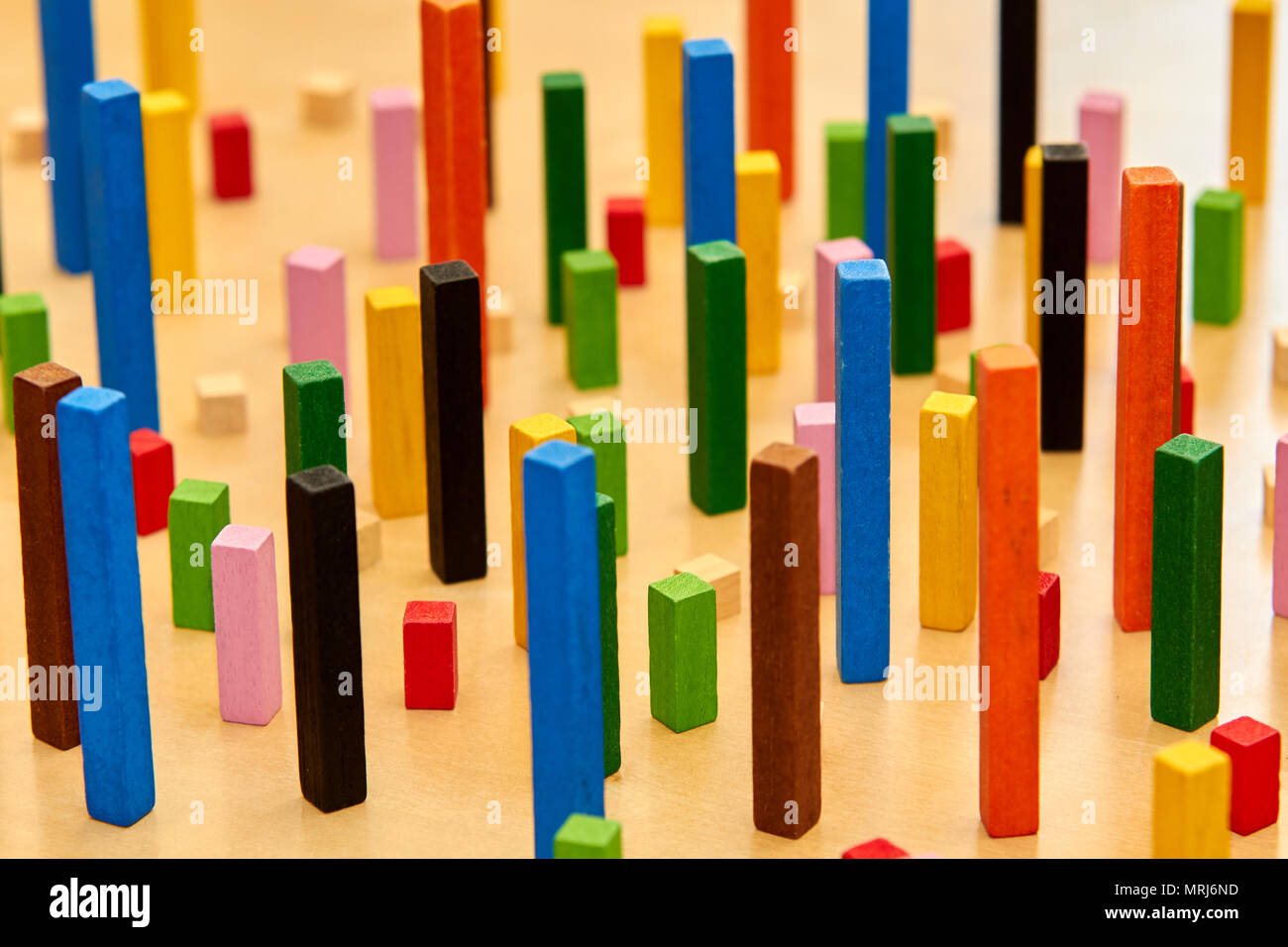 Legno Materiale Montessori per matematica Cuisenaire aste Foto Stock