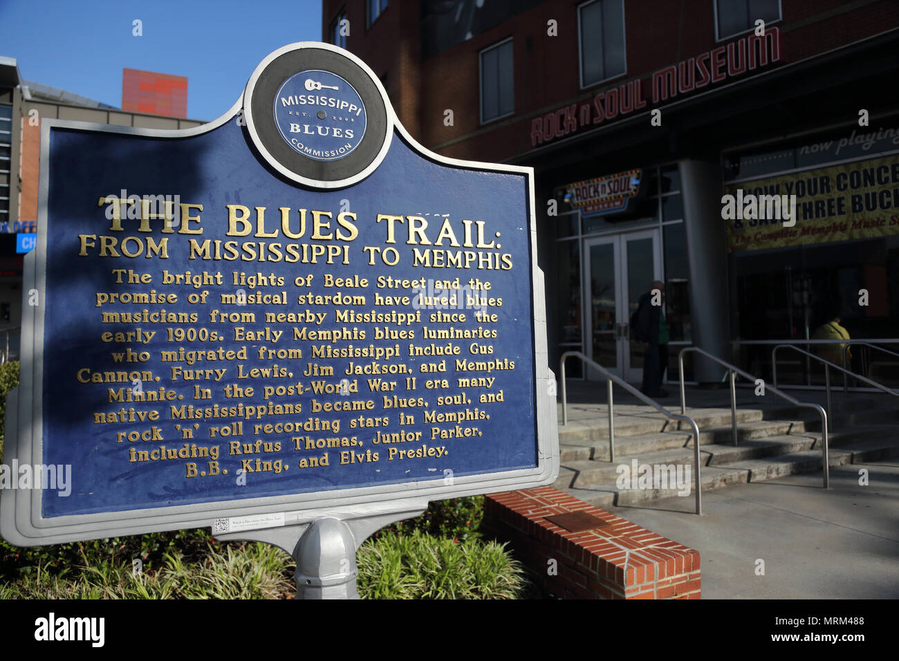 Un Mississippi Blues Segnavia al di fuori del Rock'n'Anima museo. Memphis.Tennessee.USA Foto Stock