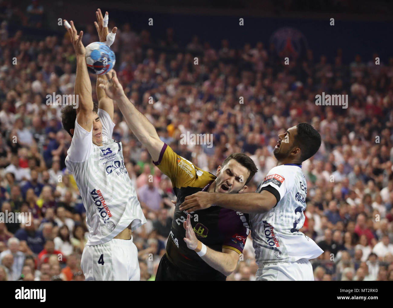 (C) LAURENT LAIRYS / LEMOUSTICPRODUCTION / MAXPPP - à COLONIA LE 27-05-2018 - VELUX EHF CHAMPIONS LEAGUE (finale) HANDBALL CLUB DE NANTES VS MONTPELLIER HANDBALL - DIEGO SIMONET ,ROMAIN LAGARDE , MELVYN RICHARDSON Foto Stock