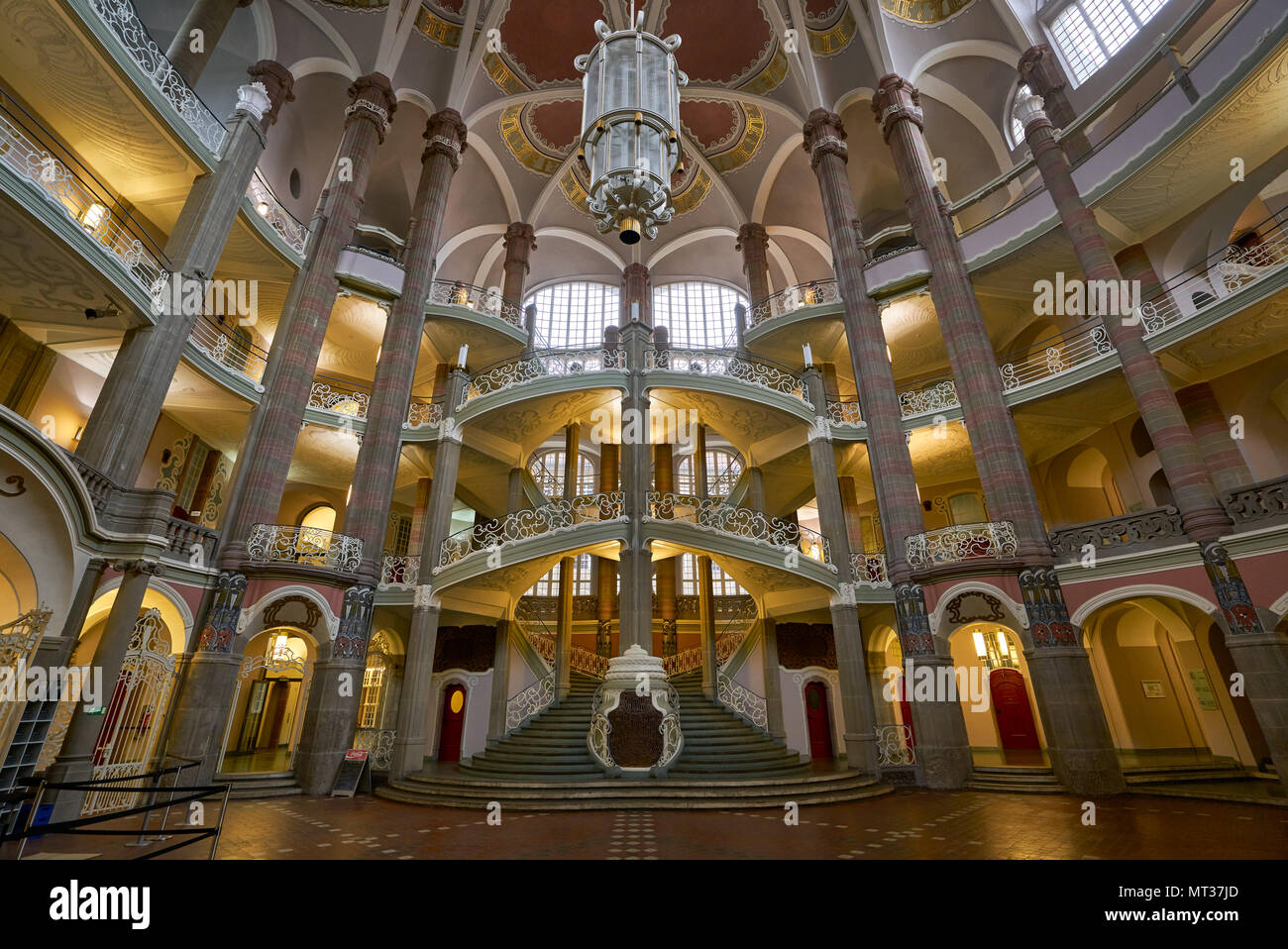 Berlino, Germania - Aprile 4, 2017: City Courthouse Landgericht building interior a Berlino Foto Stock
