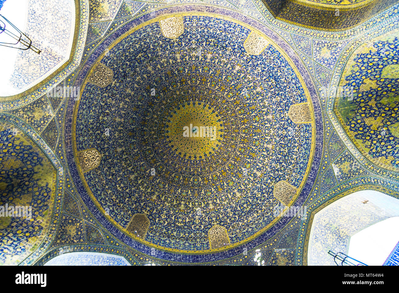 Vista sulla cupola della moschea Jameh a Isfahan - Iran Foto Stock