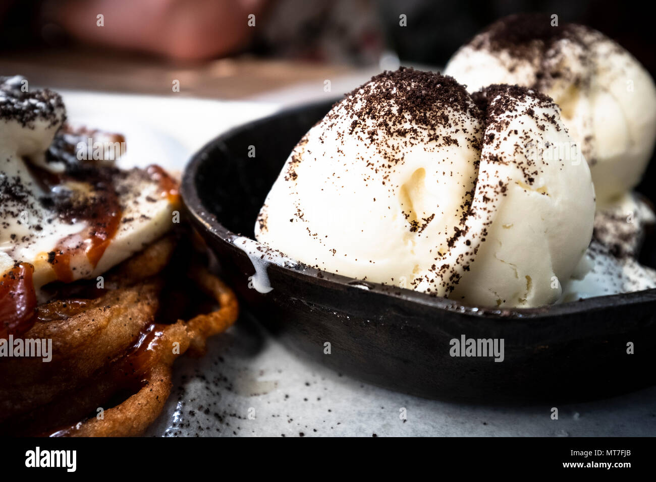 Grande dessert a Porco Rosso, Roma Norte, CDMX, Foto Stock