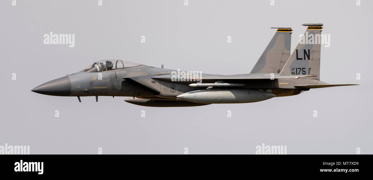 F-15C Eagle da RAF Lakenheath, 493 Fighter Squadron, 'Grim Reaper' nei cieli sopra il Mach Loop Foto Stock