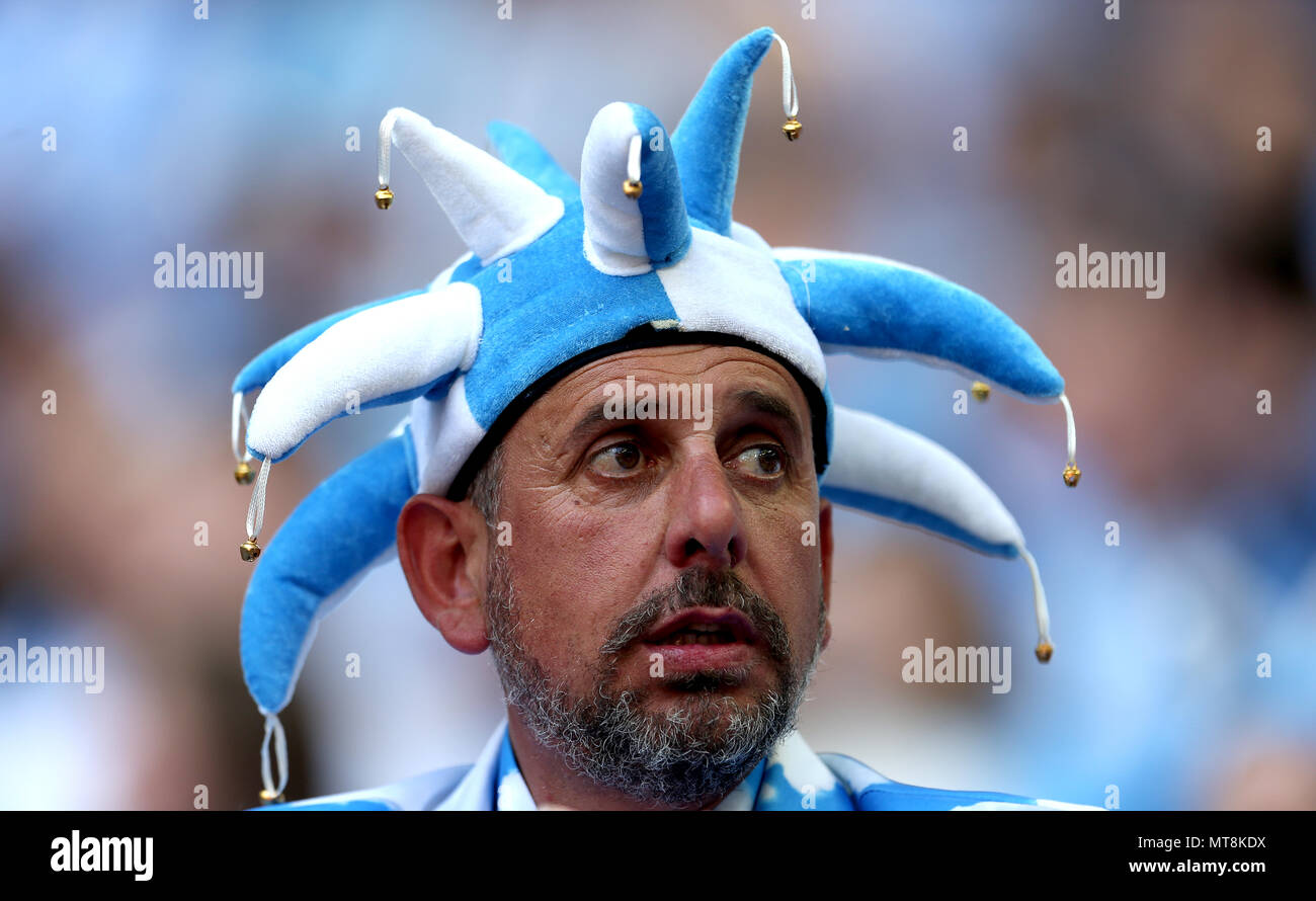 Una città di Coventry ventola durante la scommessa del Cielo lega due finale allo stadio di Wembley, Londra. Foto Stock