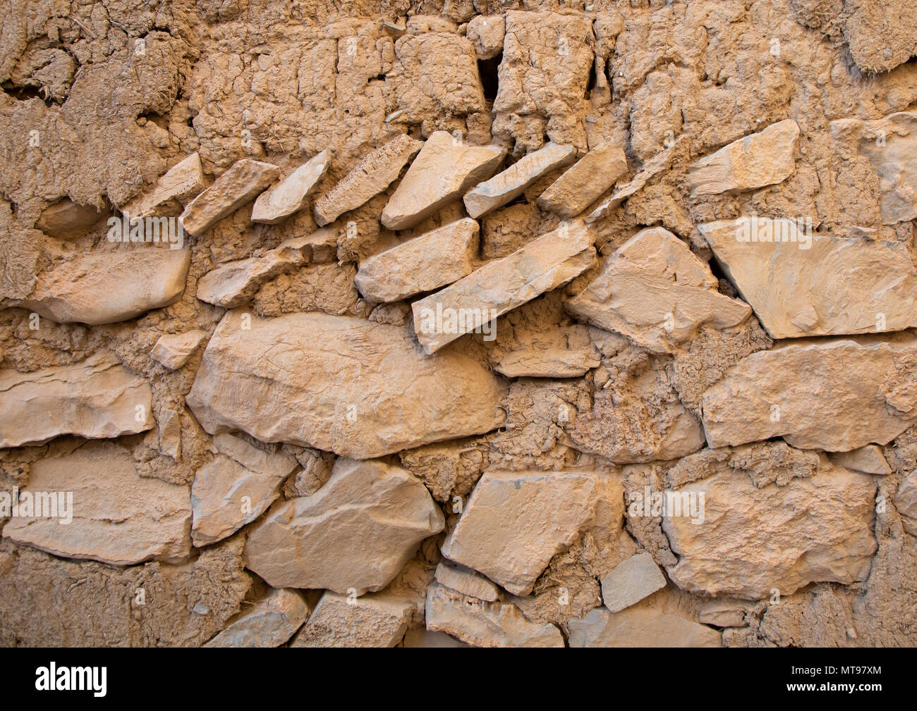 Dettaglio di una pietra e mudbrick house, Ad Dakhiliyah Regione, Al Hamra, Oman Foto Stock