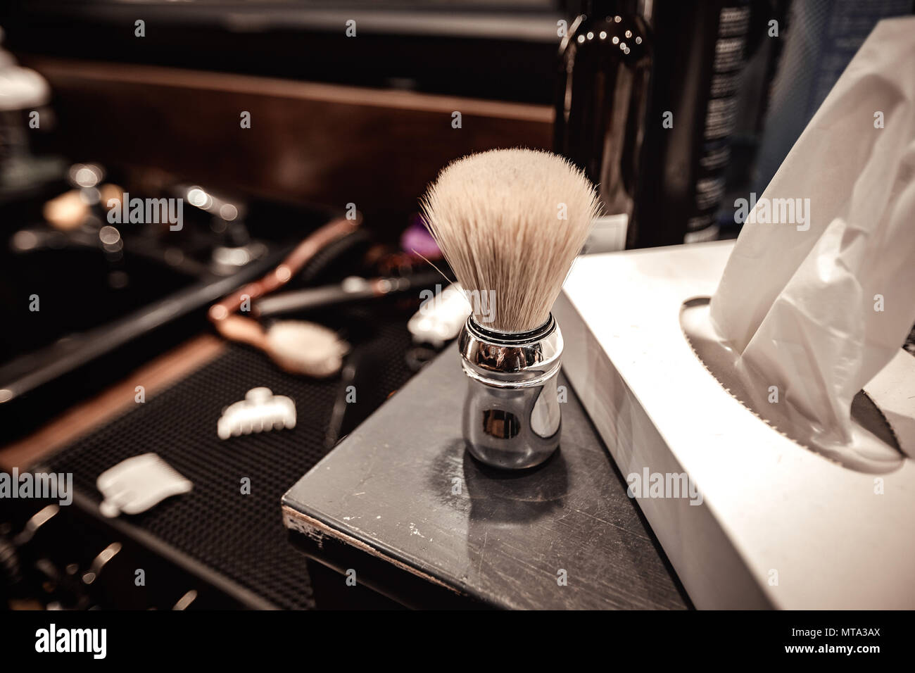Accessori per la rasatura di Barber shop Foto stock - Alamy