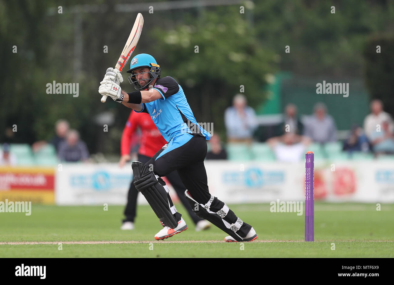 Callum Ferguson di Worcestershire durante la partita North Group della Royal London One Day Cup a New Road, Worcester. PREMERE ASSOCIAZIONE foto. Data foto: Martedì 29 maggio 2018. Vedi la storia di PA Cricket Worcester. Il credito fotografico deve essere: David Davies/PA Wire. RESTRIZIONI: Solo per uso editoriale. Nessun uso commerciale senza previo consenso scritto della BCE. Solo immagini fisse. Nessuna immagine in movimento per emulare la trasmissione. Nessuna rimozione o oscuramento dei logo degli sponsor. Foto Stock