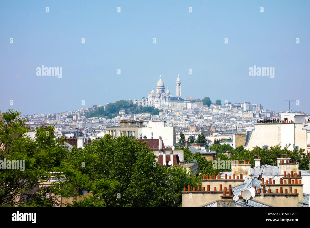 Montmartre, Parigi, con il Sacre Coeur Foto Stock