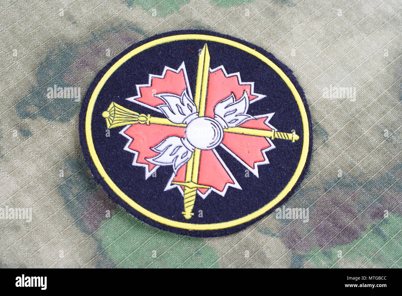 KIEV, UCRAINA - 19 agosto 2015. GRU - principale direzione Intelligence (Russia) badge uniforme Foto Stock