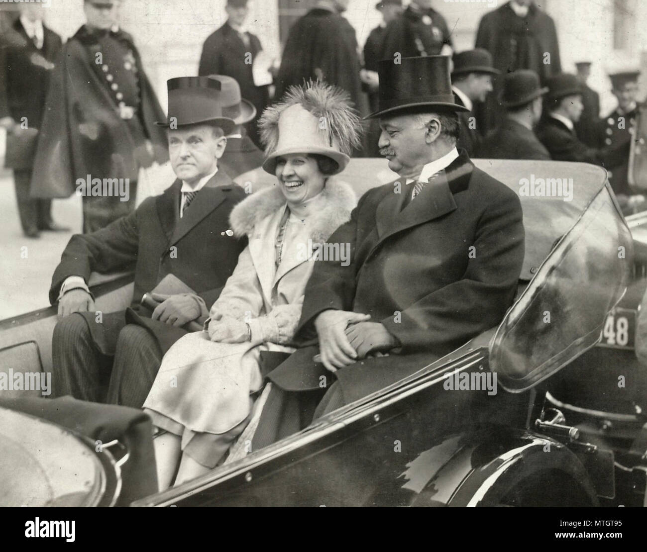 President Coolidge, la sig.ra Coolidge e il senatore Curtis sulla strada per il Campidoglio, Marzo 1925 Foto Stock