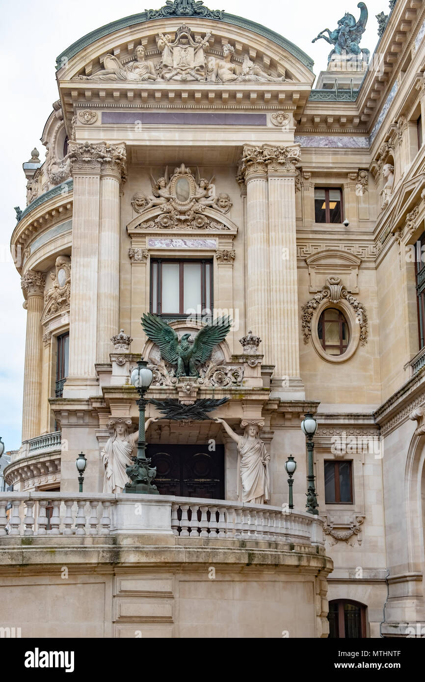 Un ingresso privato costruito sul lato ovest del teatro dell'Opera di Parigi per consentire una diretta e ingresso sicuro per Napoleone III. Foto Stock