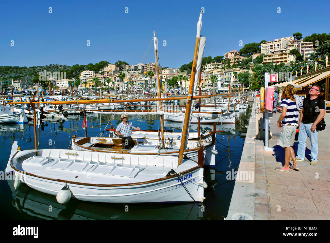 Ormeggiate barche da pesca in Marina Port de Sóller, Tramuntana, Maiorca / Mallorca, Isole Baleari, Spagna Foto Stock