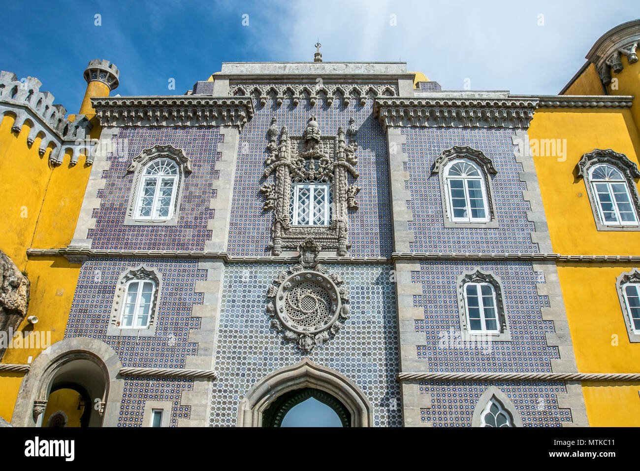 Colorata del XIX secolo pena nel Palazzo di Sintra, Portogallo. Foto Stock
