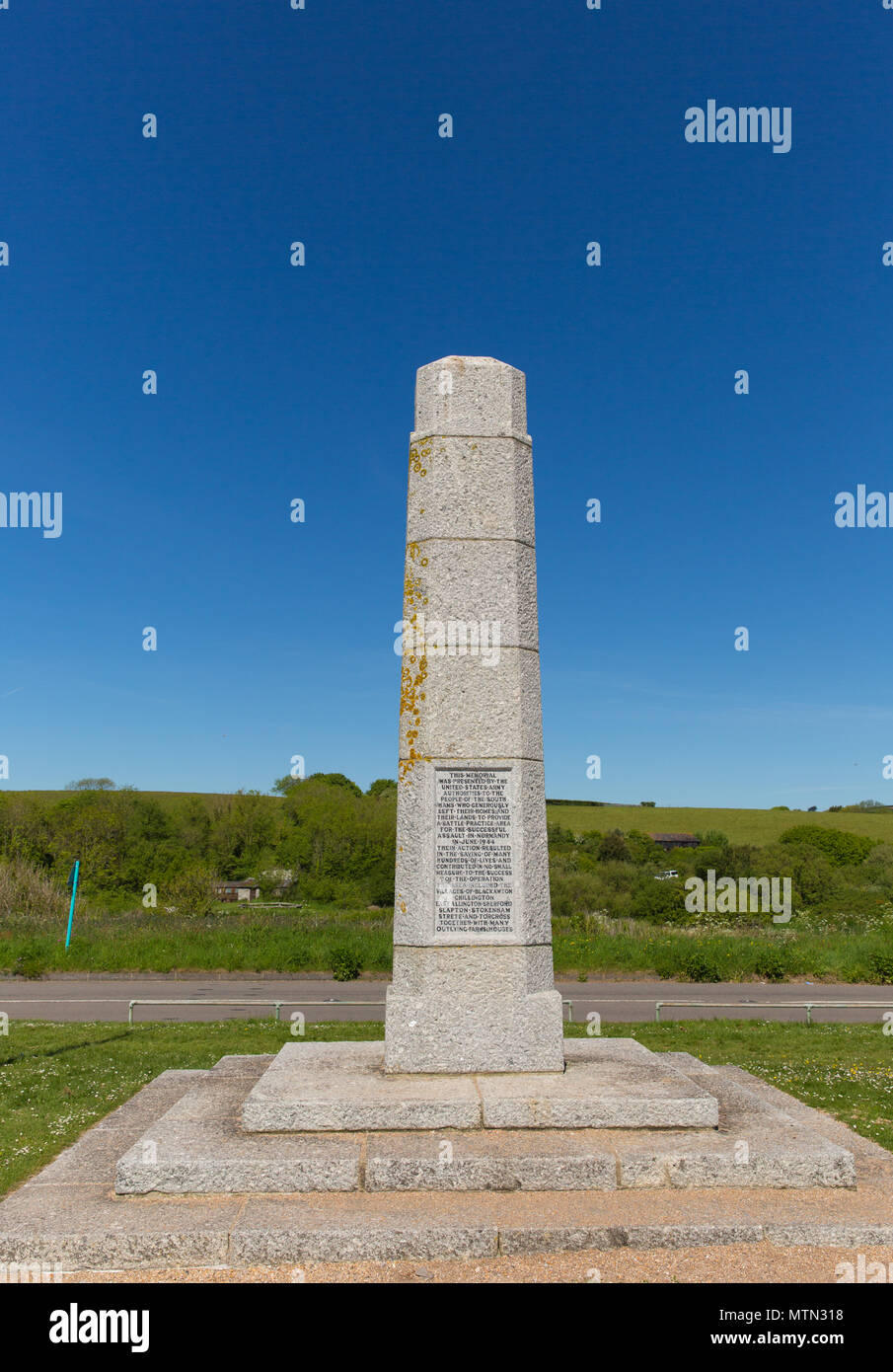 Sabbie Slapton Devon memorial presentato dalla US Army per la gente del Sud i prosciutti per assistenza nell'esercizio Tiger sbarco in Normandia Foto Stock