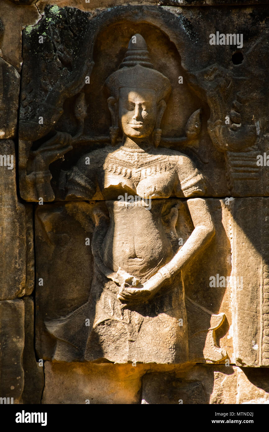 Statua di donna di Banteay Kdei tempio di Angkor Wat complessa, Cambogia Foto Stock