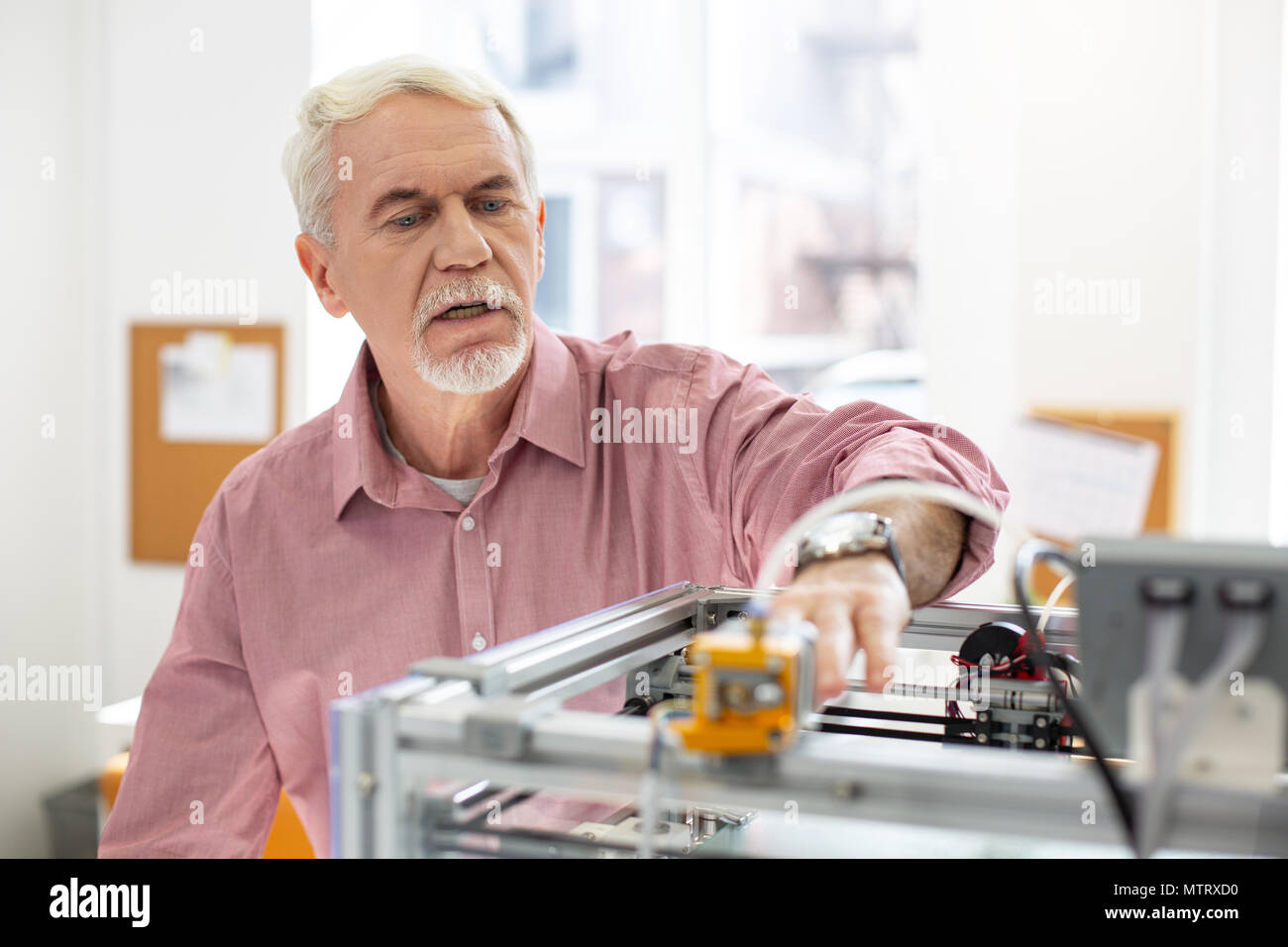 Bello il senior running man stampante 3D Foto Stock