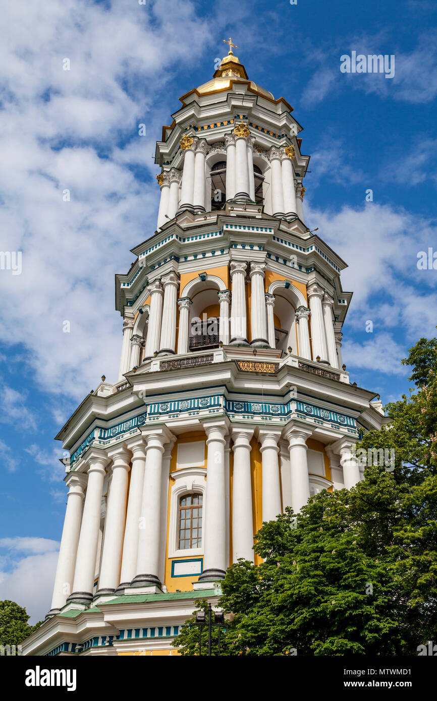 La Grande Lavra torre campanaria a Pechersk Lavra complesso del convento, Kiev, Ucraina Foto Stock