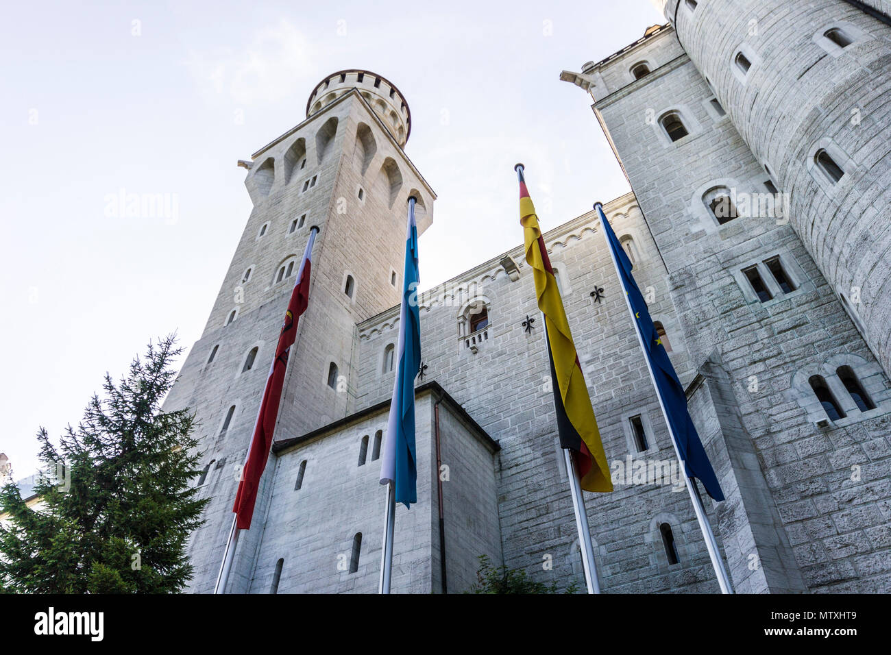 Il castello di Neuschwanstein (Nuovo Swanstone Castello), un palazzo del XIX secolo Revival romanico palazzo commissionato da Ludovico II di Baviera vicino a Fussen, Germania Foto Stock