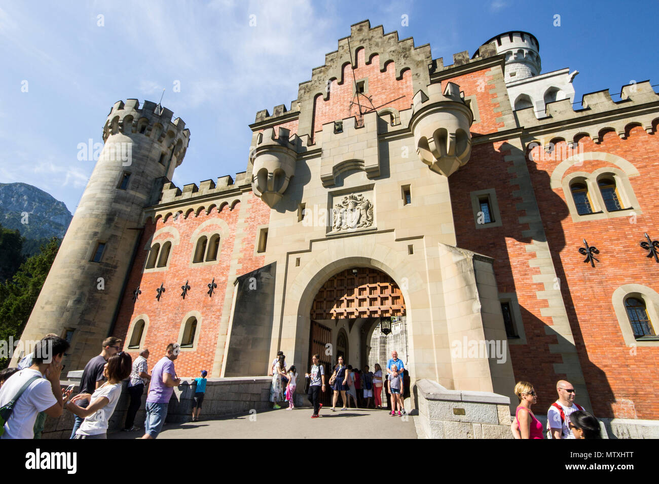 Il castello di Neuschwanstein (Nuovo Swanstone Castello), un palazzo del XIX secolo Revival romanico palazzo commissionato da Ludovico II di Baviera vicino a Fussen, Germania Foto Stock