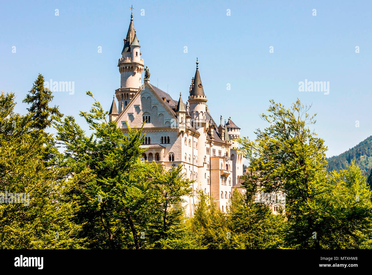 Il castello di Neuschwanstein (Nuovo Swanstone Castello), un palazzo del XIX secolo Revival romanico palazzo commissionato da Ludovico II di Baviera vicino a Fussen, Germania Foto Stock