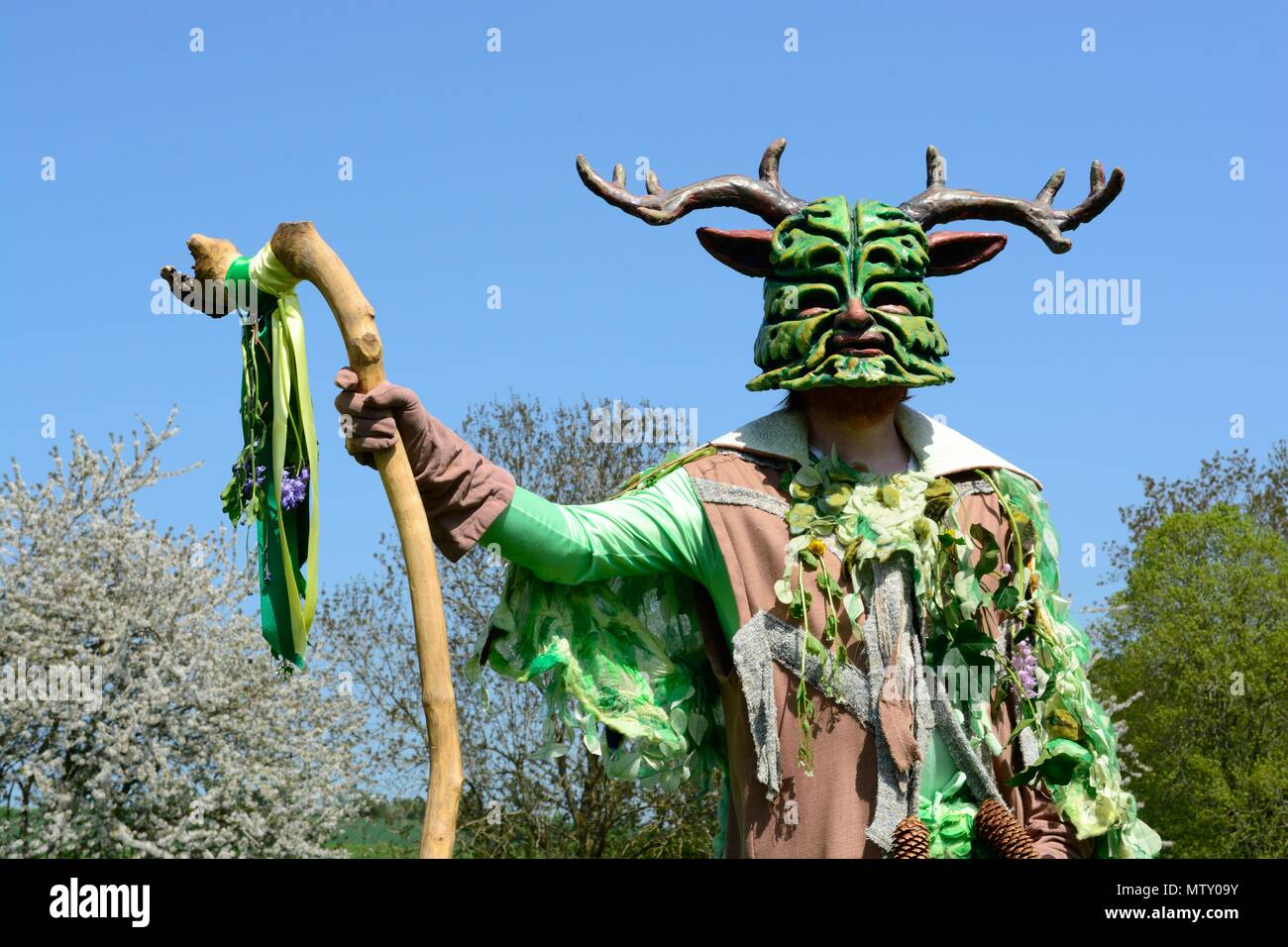 Green Man al Clun green man festival Shropshire England Regno Unito Foto Stock