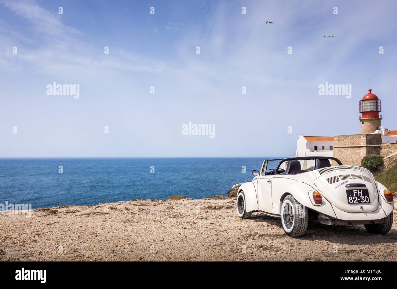 SAGRES PORTOGALLO - Agosto 26, 2016: Classic cabrio auto a Capo San Vincenzo in Portogallo Foto Stock