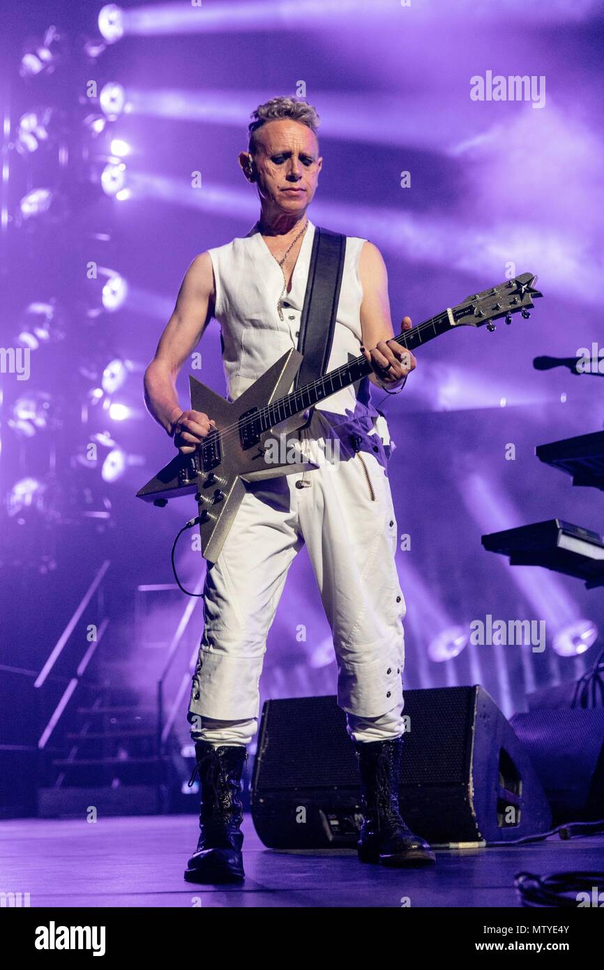 Sacramento, California, Stati Uniti d'America. Xxiv Maggio, 2018. MARTIN GORE dei Depeche Mode durante lo Spirito tour presso Golden 1 Centro a Sacramento, California Credit: Daniel DeSlover/ZUMA filo/Alamy Live News Foto Stock