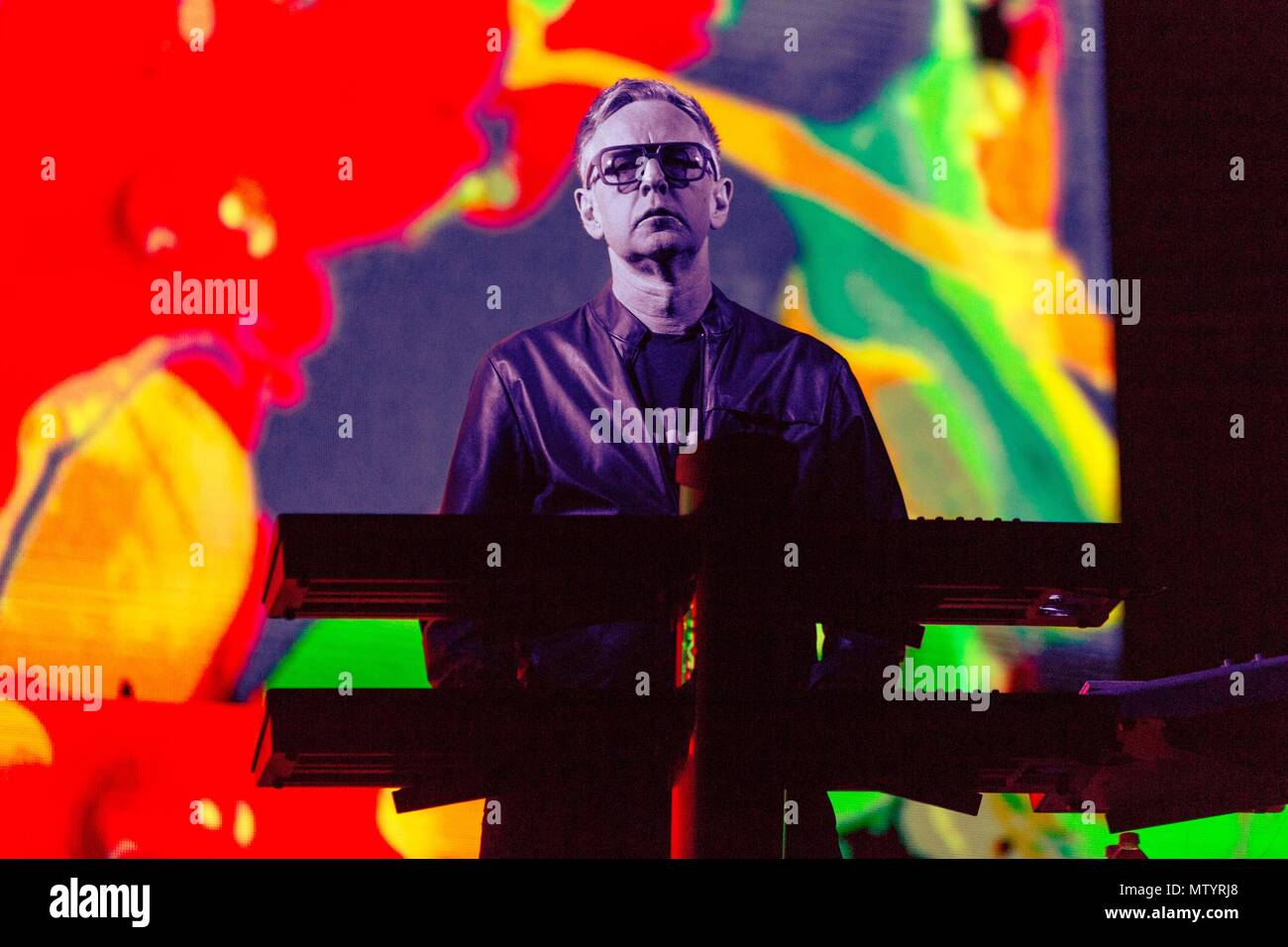 Sacramento, California, Stati Uniti d'America. Xxiv Maggio, 2018. ANDY FLETCHER dei Depeche Mode durante lo Spirito tour presso Golden 1 Centro a Sacramento, California Credit: Daniel DeSlover/ZUMA filo/Alamy Live News Foto Stock