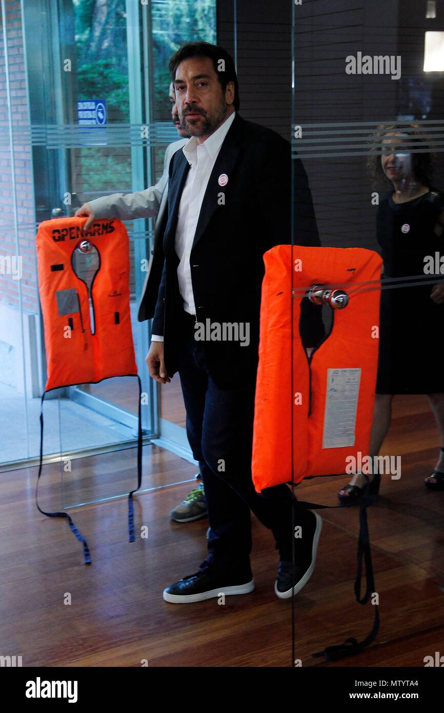 Cena solidaria apadrinada por Javier Bardem y Penelope Cruz en favore de la ONG de salvamento de migrantes braccia aperte. (Foto: Jose Cuesta/261/Cordon Premere). Javier Bardem. Cordon premere Foto Stock