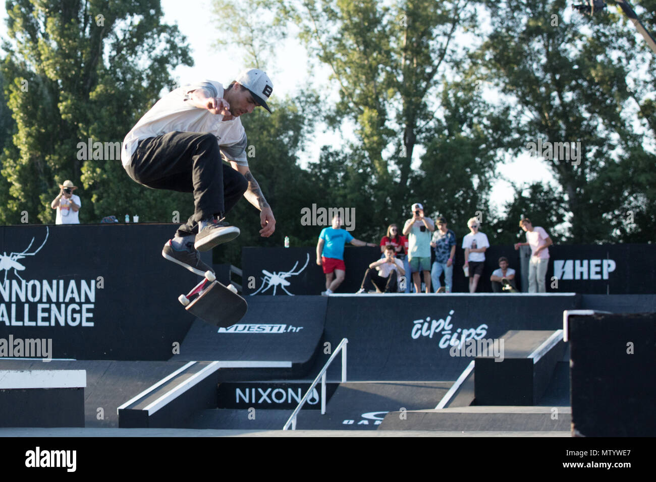 Osijek, Croazia. 31 Maggio, 2018. Zsolt Karkossiak di Ungheria compete durante il pattino PRO finali all'2018 pannonica sfida a osijek, Croazia, il 31 maggio 2018. Credito: Dubravka Petric/Xinhua/Alamy Live News Foto Stock