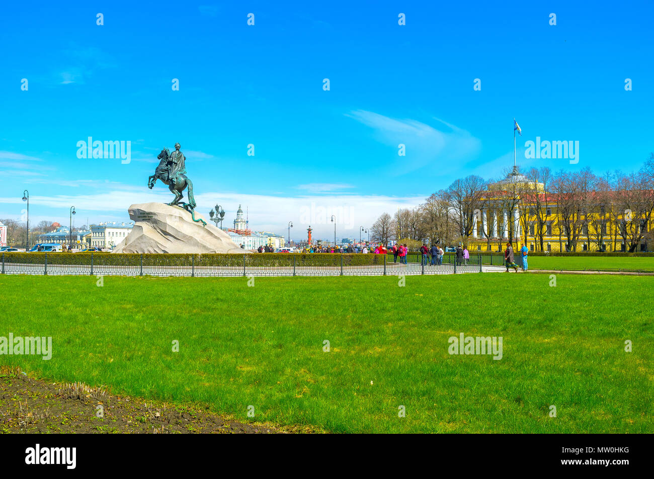 SAINT PETERSBURG, Russia - 27 Aprile 2015: monumento equestre a Pietro il Grande è il più noto monumento della città montato su enorme roccia, chiamato Foto Stock