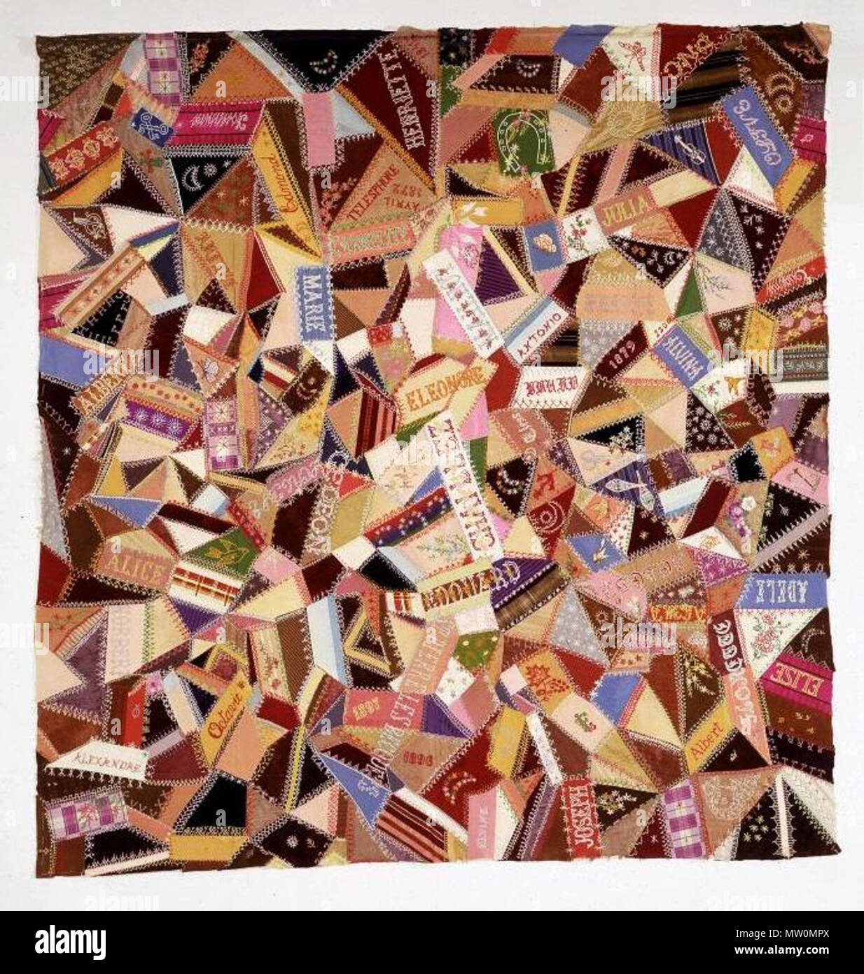 . Inglese: Crazy quilt, 1897, 180 cm Français : Pointe folle 1897, 180 cm . 1897. Anonimo 490 Pointe folle 1897 Foto Stock