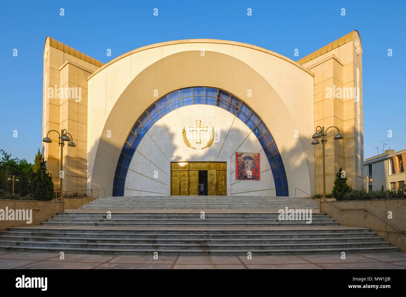 Cattedrale ortodossa della risurrezione, Cattedrale della risurrezione di Cristo, Katedralja e Ringjalljës së Krishtit, Tirana Foto Stock