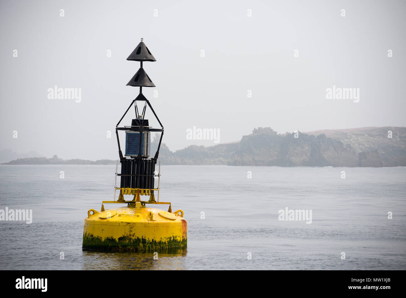 Navigazione off boa le isole Scilly Foto Stock